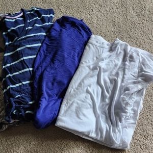 maternity tops size medium